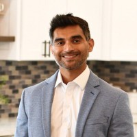 Arrt of Real Estate Employee Carl Perera's profile photo