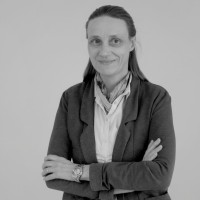 Julia Lahrz Email