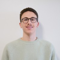 Hub-Grade Employee Esteban Dahan's profile photo
