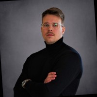 Timo Floßbach Email