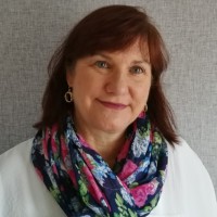Leanne Long Email