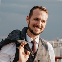 iO Partners - JLL preferred partner Employee Gábor Zeller's profile photo