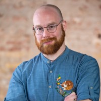 Tibor Tarcsay Email