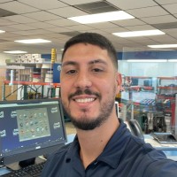 Herc Rentals Employee Alejandro Plata's profile photo