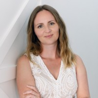 Confirm Employee Nina Hancock's profile photo