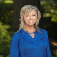 Brenda Robinson Email & Phone Number