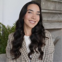Laura Illanes Email & Phone Number
