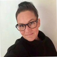 Nina Lindström Email