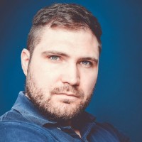 Lukas Tscherpel Email
