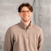 Lars Olschinka Email