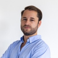 Alejandro Solvay Email