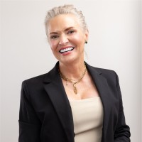 the face foundry Employee Heidi Bellerjeau's profile photo