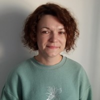 Veronica Stratan Email