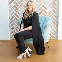 Sprinkled With Pink Employee Amanda Zotzky's profile photo