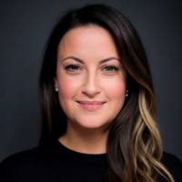 Aritzia Employee Jennifer Wiertz's profile photo