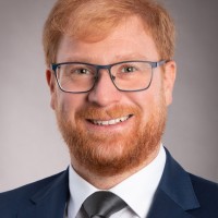 Daniel Lund Email