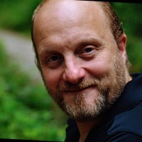 Robert Coxhill Email
