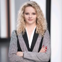 Izabela Kołcz Email