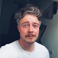 Matthias Kroužek Email