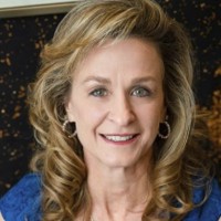 RE/MAX 4000 Employee Janice Burtis's profile photo