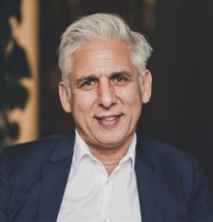 PhysicsX Employee Robin Tuluie's profile photo