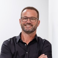 Email e telefono di Scott Quintal