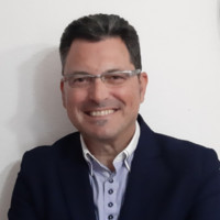 Fernando Becerra Ruiz Email