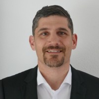 Raphael Helfer Email