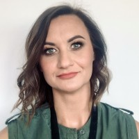 Anna MacIąg Email