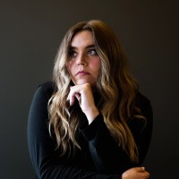Caroline Fox Email & Phone Number