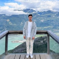 Champion-Arrowhead Employee Randy Huang's profile photo