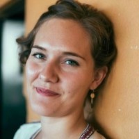 Helena Conzuelo Caballero Email