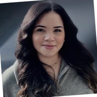 UKG Employee Amanda Alves's profile photo