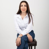 Arevig Ashekian Email