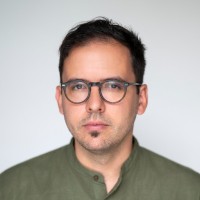 Dr. B Employee Ariel Farias's profile photo
