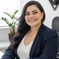 Multi Armazéns Employee Amanda Lauxen's profile photo