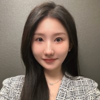 Edwards Lifesciences Employee Danni Lin's profile photo