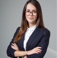 Ötvös Anna Email