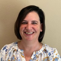 Cascadia Getaways Employee Stephanie Whitmore's profile photo