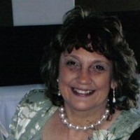 Dee Wood Email & Phone Number