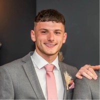 Focus Search & Selection Employee Tom Roberts's profile photo