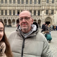 Henk van Leeuwen Email