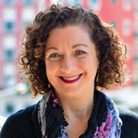 Renata Pacheco Tavares Email & Phone Number