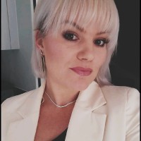 Sarah Traut Email & Phone Number