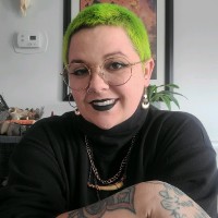 SOHO Art Consulting Employee Hailey Baker's profile photo