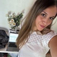 Micaela Oviedo Email