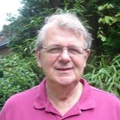 Arthur Bröker Email