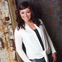 Savanna Viveros Email & Phone Number