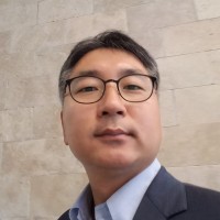 DHL Employee June Kim's profile photo