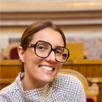 Instituto Superior de Educação e Ciências Employee Marina Reis's profile photo